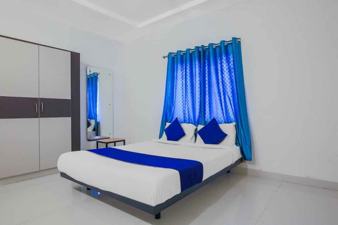 Hotel Oyo Silverkey 74581 Nallagandla Hyderabad Exterior foto