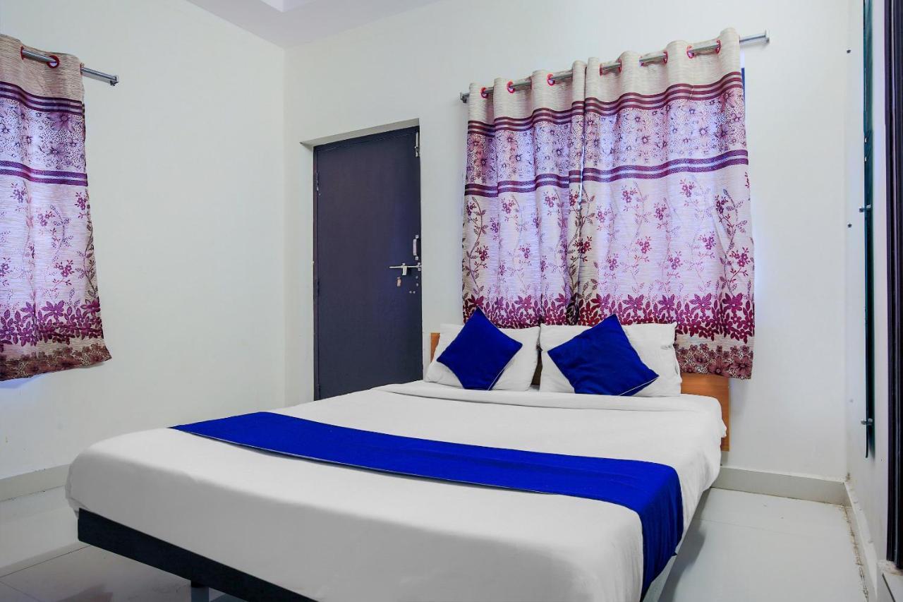 Hotel Oyo Silverkey 74581 Nallagandla Hyderabad Exterior foto