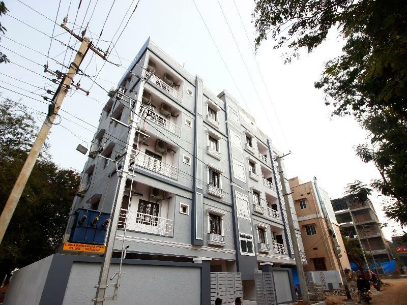 Hotel Oyo Silverkey 74581 Nallagandla Hyderabad Exterior foto